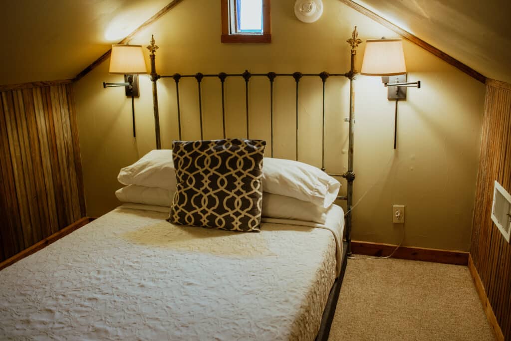 Corn Crib Cottage gallery