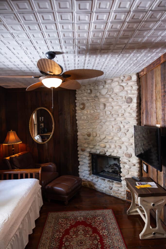 Sunday Haus #23 gallery