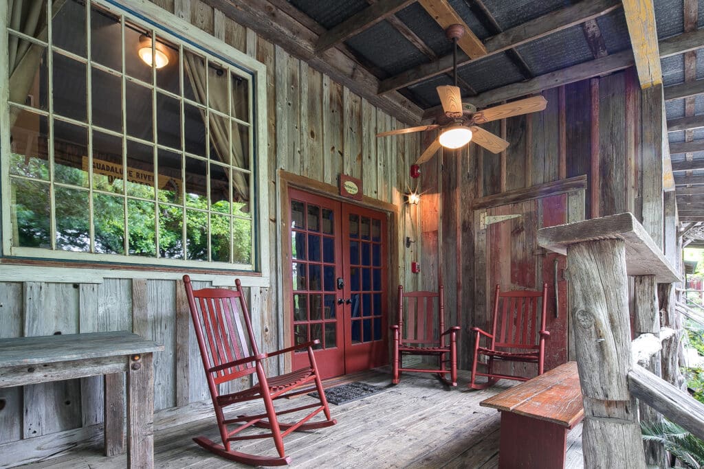 Bluebonnet Lodge gallery