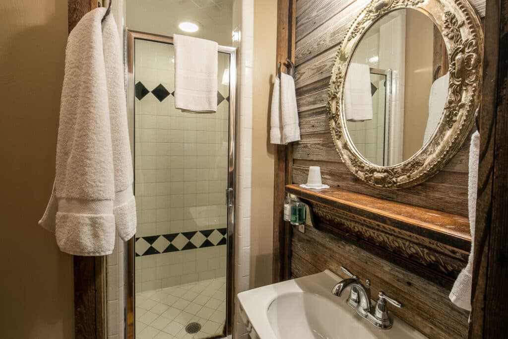 Grand River Lodge gallery