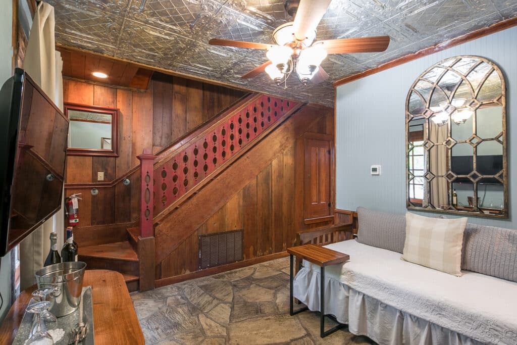 Harriet Haus #25 gallery