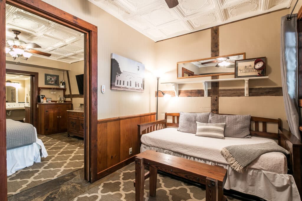 Harriet Haus #27 gallery