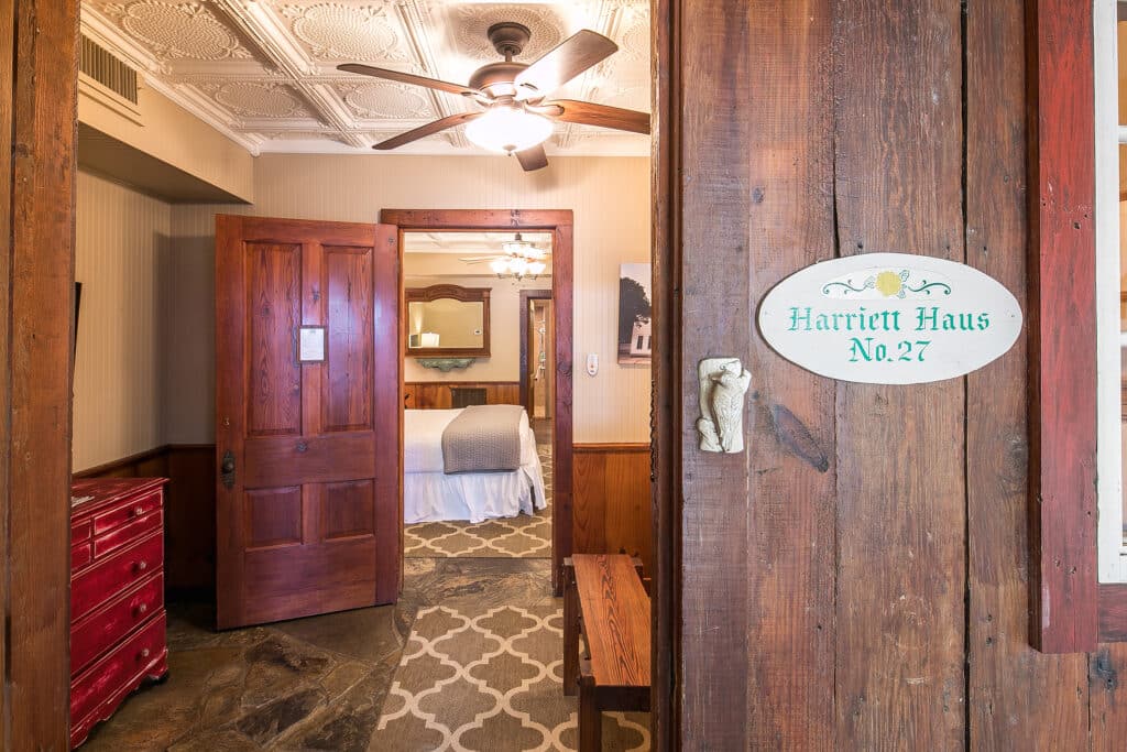 Harriet Haus #27 gallery