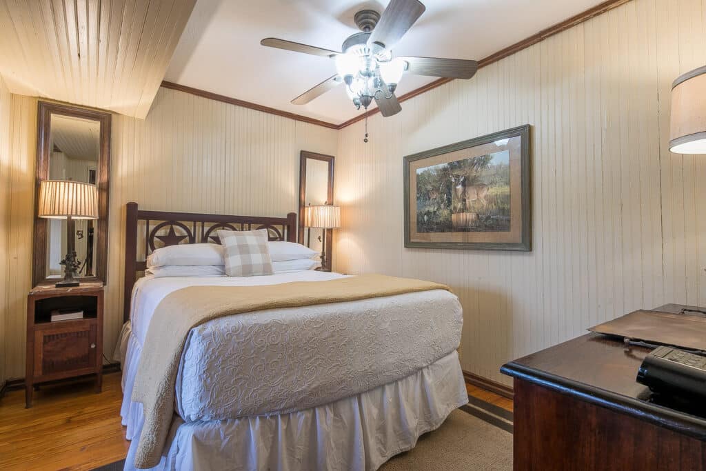 Jackies Hideaway gallery