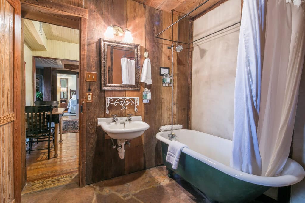 Jackies Hideaway gallery