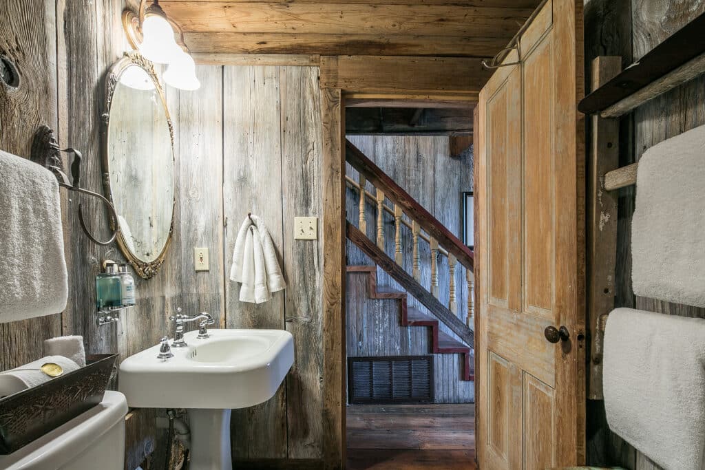 River Tree Loft gallery