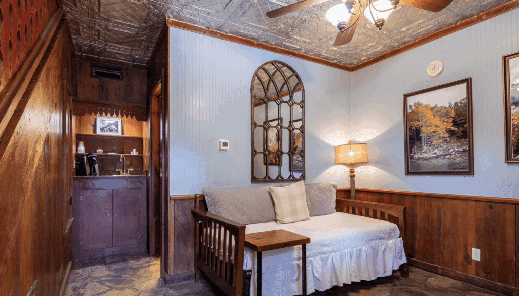 Harriet Haus #25 gallery